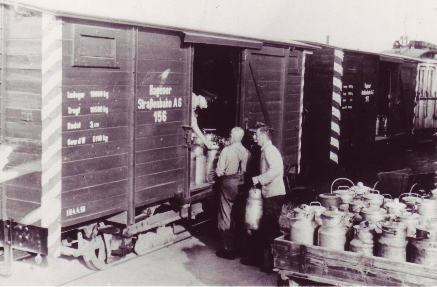 Verladen der Milch IV