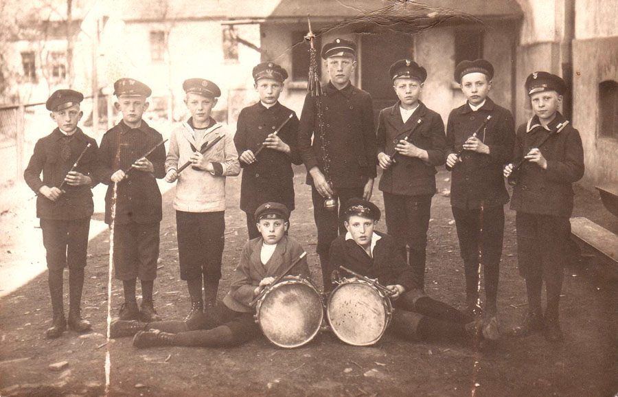 gruppe-unbekannt3